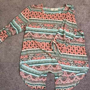 Tribal print 3/4 sleeve blouse